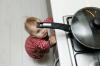 Kā iemācīt bērnam gatavot