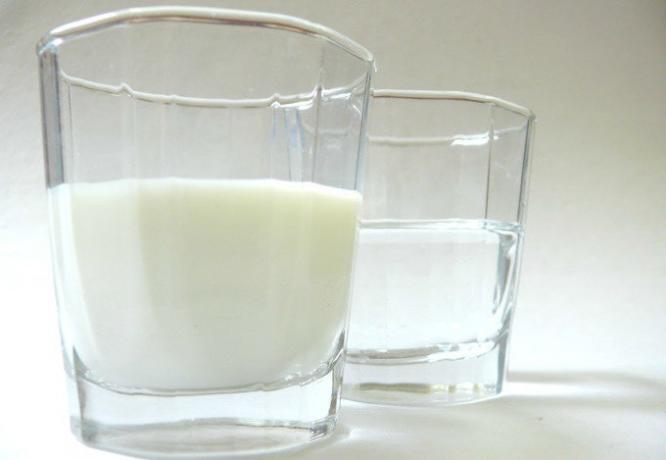 Piens un minerālūdens - piena un minerālūdens