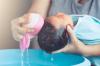 Kā mazgāt jaundzimušo: vai jūs varat zināt ādas mammu