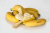 Kāpēc nekad nevajadzētu izmest banānu mizas